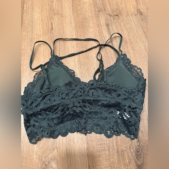 Emerald green bralette - Picture 2 of 3